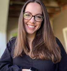 Elizabeth Palko's Instagram, Twitter & Facebook