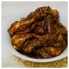 Semur ayam adalah alternatif hidangan ketika bingung mengolah ayam. Semur Ayam Medan Marina S Kitchen