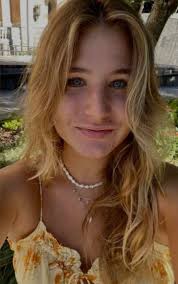 Hi everyone, I'm Megan, 20, and I'm from England. Im looking to travel to  Australia starting 9th october after spending 6 weeks in New Zealand. I do  not know where I will