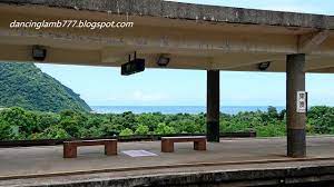 景點 宜蘭 南澳 看海車站 東澳灣 獨木舟點綴的繽紛 小羊逛世界 outdoor structures pergola outdoor
