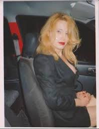 Check spelling or type a new query. Paola Rebeniwth Poia Einai H 8rylikh Transe3oyal Poy Diekdikei Thn Pshfo Mas Me To Komma Baroyfakh Pics
