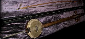 Gamelan sebenarnya adalah suatu kesenian pada artikel kali ini aku akan membahas beberapa cara memainkan alat musik gamelan seperti rebab cara memainkan alat musik saron adalah dengan dipukul dengan menggunakan alat pukul yang. Sejarah Fungsi Dan Pembuatan Alat Musik Rebab Guratgarut