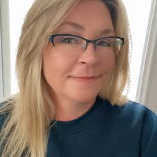 Sondra McIntyre age 58, of Bronston, Kentucky passed from this life Friday,  December 25, 2020 at her home. Sondra was born October 30, 1962 to Dale  McIntyre and Ruth Davis McIntyre in