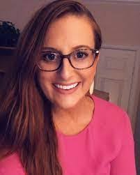 Lori Vandiver's Instagram, Twitter & Facebook