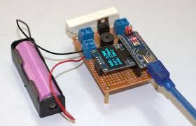 Bu Projemizde Sarjli Pillerin Ne Kadar Yuksek Verimli Olup Olmadigini Olcmek Icin Bir Devre Olusturacagiz Yurtd Electronics Projects Arduino Projeleri Arduino