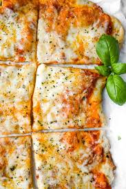 Homemade flatbread pizzasally's baking addiction. Homemade Flatbread Pizza Recipe Video Momma Fit Lyndsey