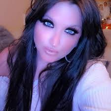 Susan Roma's Instagram, Twitter & Facebook