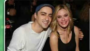 02/08 09:45 μακρυπούλια και χατζηγιάννης επιβεβαίωσαν τον χωρισμό τους 01/08 20:15 πληθωρική youtuber… παίζει μπιλιάρδο ! Aleyras Apanta Ston An H Kalh Toy Filh Makrypoylia Einai Egkyos Star Gr