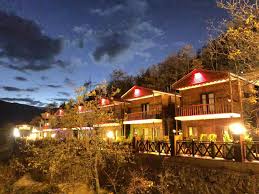 Artvin is a city in northeastern turkey about 30 km inland from the black sea. Dergiz Tatil Koyu Artvin Aktualisierte Preise Fur 2021