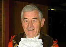 Former mayor dies at 81: Maurice Richardson described as '˜true gent',  '˜great raconteur' and an '˜inspiration'