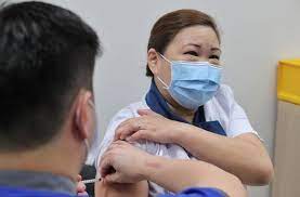 North korean leader and his family have been immunised with an experimental vaccine, according to japanese intelligence sources. Singapore Begins Covid 19 Vaccinations Marking New Chapter In Virus Fight World News Us News