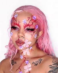 Carmen Castrellon's Instagram, Twitter & Facebook