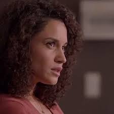 Honorine Magnier (Section de recherches, saison 13) : « Lucas et Rose vont  être éloignés par des événements »