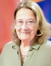 Kathi Arnold's Instagram, Twitter & Facebook