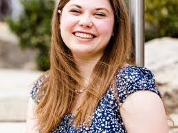 Shelley Graham's Instagram, Twitter & Facebook