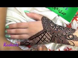 These latest mehndi designs for hands include the flower based cone designs, the new ones for brides, paisleys and peacocks based designs and the simple cone. 41 Kashee S Mehndi Design 3 Ideas In 2021 Kashees Mehndi Mehndi Designs Mehndi