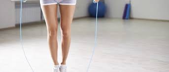 сколько в день нужно прыгать на скакалке чтобы похудеть Skolko Nuzhno Prygat Na Skakalke Chtoby Pohudet 8 Pravil