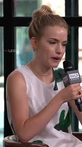 Celebrities Sitting with Legs Crossed