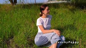 Peachypoppy Getting Wet by the Creek - Wild Wetting Adventure