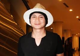 Menurut kanit 1 narkoba polres metro jakarta barat akp harry gasgari, polisi menyita barang bukti berupa ganja dari anji. Musisi Anji Ditangkap Terkait Narkoba