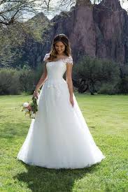 Hochzeitskleid mit reifrock war noch nicht in der aufräumarbeiten. Sweetheart 2018 Zuckersusse Brautkleider Fur Romantische Braute Kleider Hochzeit Brautkleid Brautmode