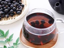 Meski teh chamomile bermanfaat bagi kesehatan jantung, teh ini dapat meningkatkan risiko pendarahan bagi orang yang menggunakan pengencer darah. 5 Pilihan Jenis Teh Tanpa Kafein Yang Aman Dikonsumsi Sehari Hari Indozone Id