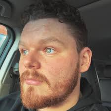 What are some tips for a new player to improve in Rainbow Six Siege?