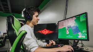 The top 10 highest paid fortnite players alone have a combined total earnings of over $3.5 million dollars. Best Fortnite Players In 2021 The Top 10 Players In The World