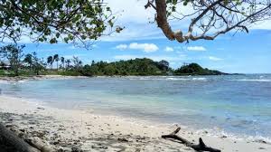 Pantai laguna ini merupakan surga tersembunyi yang terletak di dermaga teluk kiluan. 205m4d1 Pantai Laguna Lampung Selatan