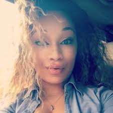 Danielle Peake (@Peake_Fitz)