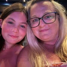 Who can do custom sugar cookies for a baby shower in Long Beach?