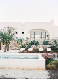 Mediterranes Elopement In Apulien Von Lilli Kad Photography Hochzeitsguide Fine Art Hochzeitsblog Apulien Elopement Mediterran