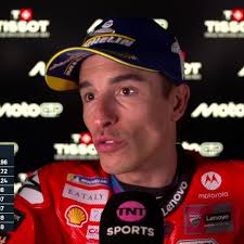 LEADER DOWN 💥 The drama just won't stop in Silverstone 😮‍💨 #Moto3