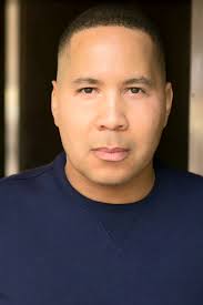 Following Chase (Short 2011)