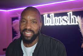 Modesty of garage star MC Alistair from Artful Dodger is truly enough to  make anyone Blush!