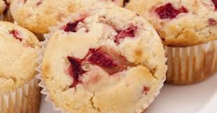 On L Attendait Depuis Longtemps Le Muffin Sans Sucre Aux Fraises Recettes De Fraises Recette Dessert Recette