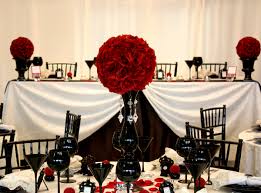 Check out the wide range of home furnishings and choose something for yourself! Desain Pernikahan Red Black And Silver Wedding Decorations