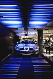 Luxury Luxurycars Mercedesamg Mercedes Coches Lujo Deportivos Ferrari Mclaren Porche Motor Motorcyc Car Showroom Car Showroom Design Parking Design