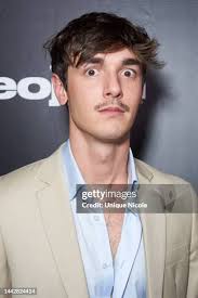 68 Photos & High Res Pictures