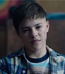 Troy Montez Invisible