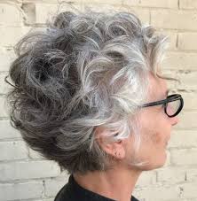 It is thinned out, thanks to this it looks light, airy. Low Maintenance Short Haircuts Gray Hair These Short Gray Hairstyles Make Going Gray So Easy And Ageless Southern Living Then You Wash It For The First Time Movie Revolution
