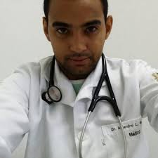 Aleandro Lino Gomes (@DrAleandro)