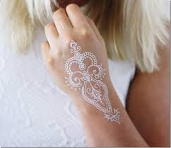 Shop the top 25 most popular 1 at the best prices! 35 Latest White Henna Designs That Will Look Fabulous On Hands Bling Sparkle