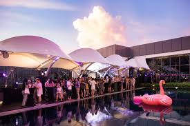 Luxury hotel with 2 restaurants, near petronas twin towers. W Kuala Lumpur Took Over Babel Fit For An Exclusive Pool Party