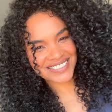 Lucy Ramos (@lucyramos)