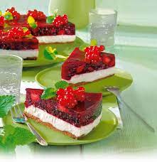 rote grutze torte mit amaretti keks boden und schmand frischkase fullung rezept rote grutze kuchen rote grutze torte kuchen und torten rezepte