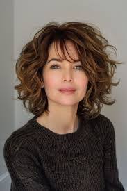 Audrey Eades's Instagram, Twitter & Facebook