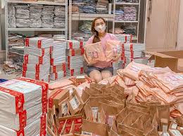 Tafsir mimpi yang terakhir adalah mimpi melihat celana dalam wanita, jika yang di bawah ini adalah kode alam celana dalam di buku mimpi yang berada di halam erek erek 51, untuk mendapatkan. Mimpi Menjual Celana Carly Rae Jepsen For Candie S Zackylicious