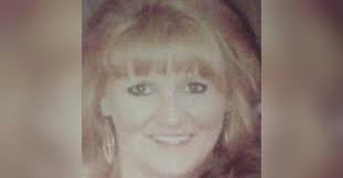 Shannon Vanhoose's Instagram, Twitter & Facebook