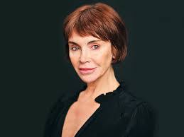 Karen Bua's Instagram, Twitter & Facebook